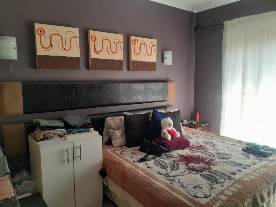 1 Bedroom Property for Sale in Vredenhof Sh Free State